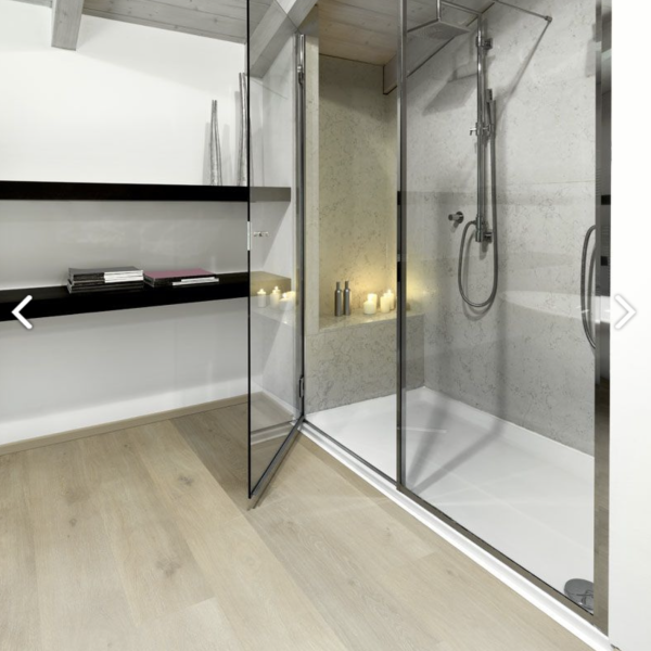 Iconic Oak Geneva XL Plank