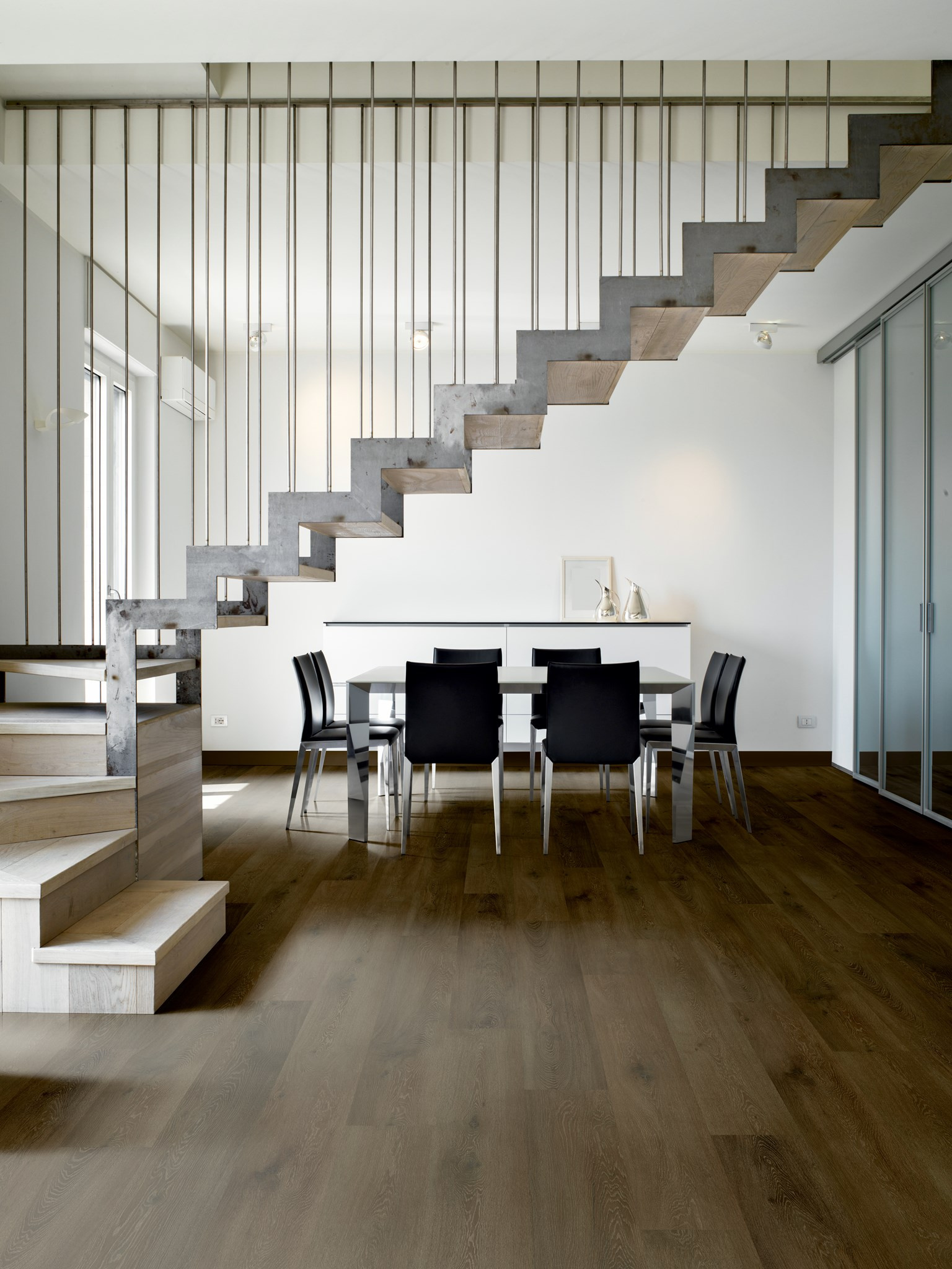 Iconic Oak Ladoga XL Plank
