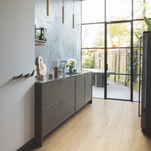 QS Signature Brushed Oak Natural