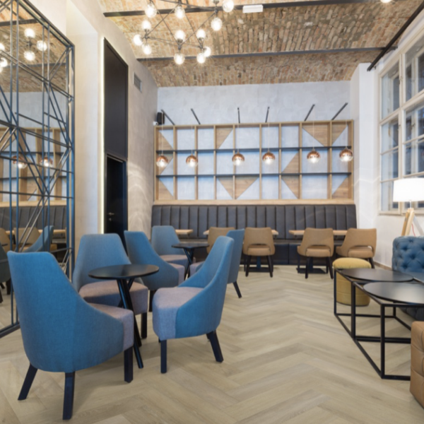 Iconic Oak Como Herringbone